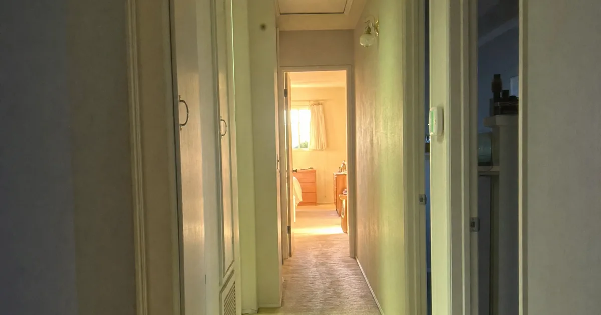 West Hollywood, CA: a residential carpeted room
